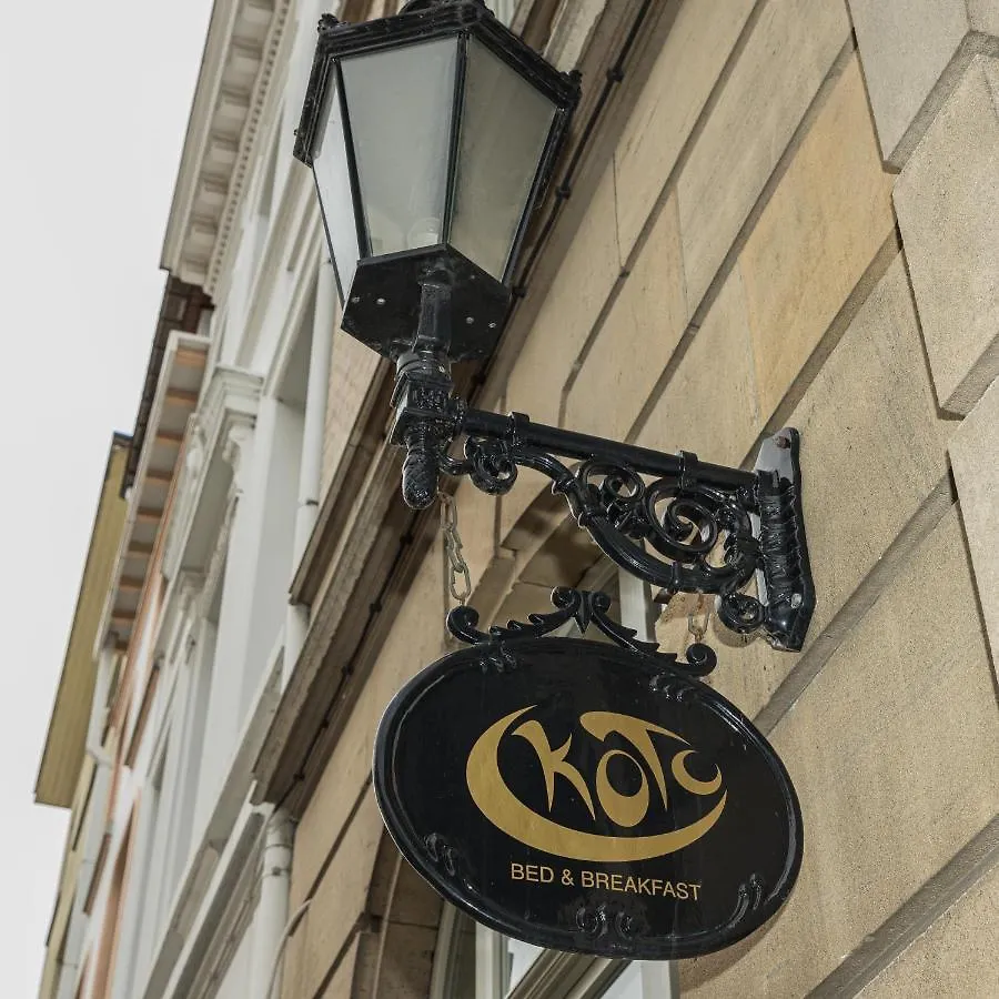 Koto Garden Suites Antwerpia Nocleg ze śniadaniem