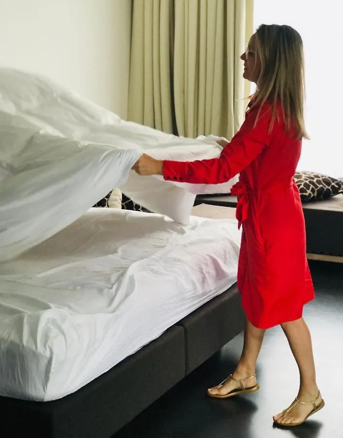 Koto Garden Suites Antwerpia Nocleg ze śniadaniem