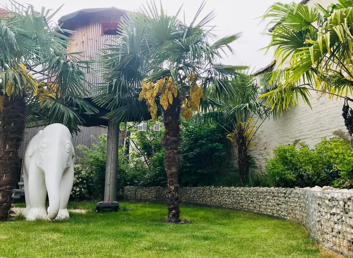 Koto Garden Suites Antwerpia