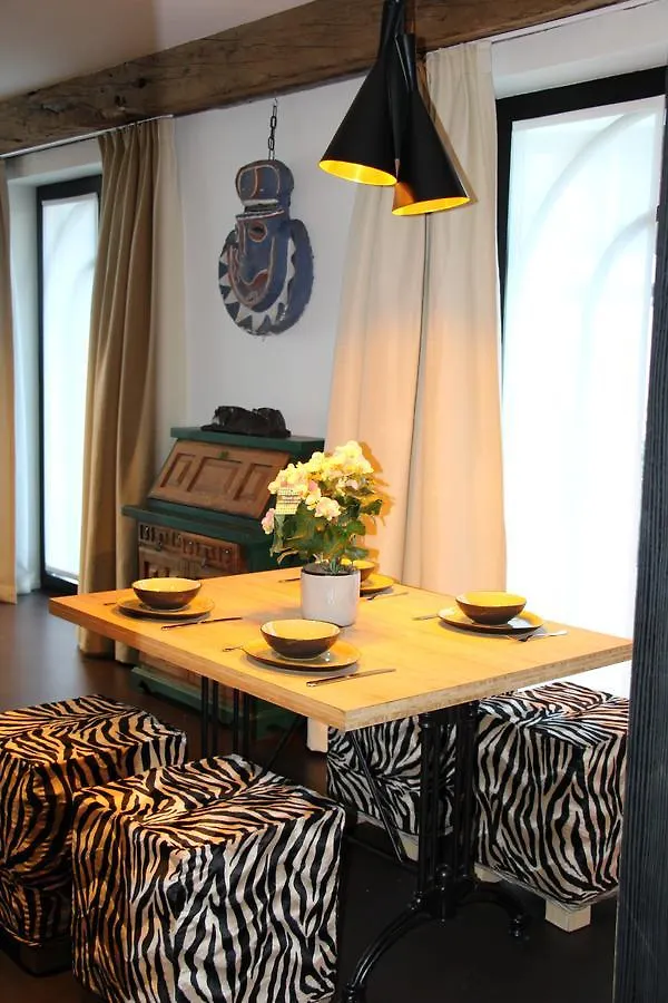 Koto Garden Suites Antwerpia Nocleg ze śniadaniem