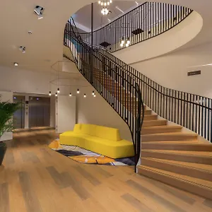 3* מלון Hampton By Hilton Station
